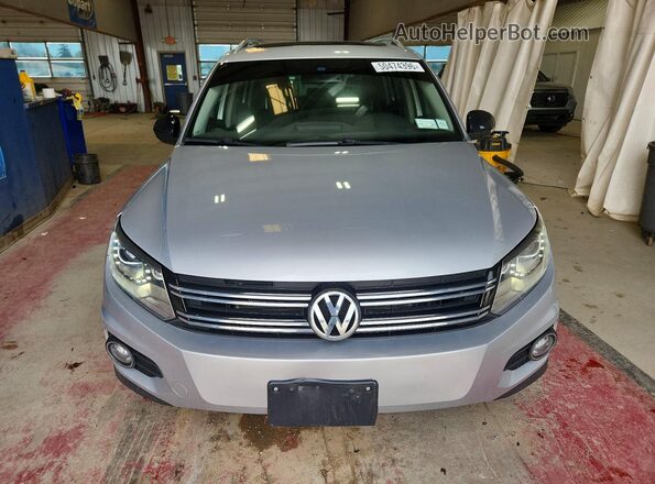 WVGTV7AX7HK019420 2017 VOLKSWAGEN TIGUAN Silver წინა ხედი