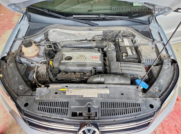 WVGTV7AX7HK019420 2017 VOLKSWAGEN TIGUAN Silver ძრავის განყოფილების ხედი