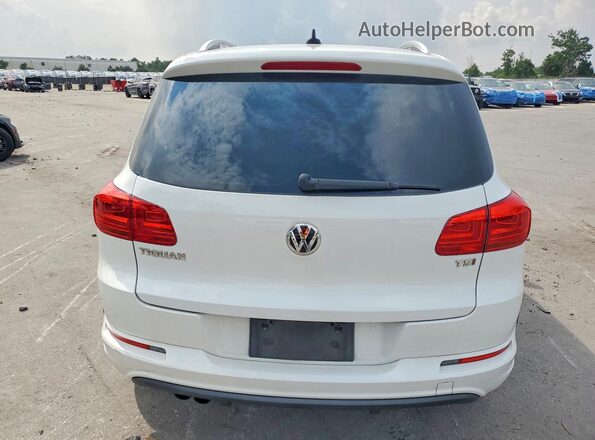 WVGTV7AX9HK028121 2017 VOLKSWAGEN TIGUAN Белый Вид сзади