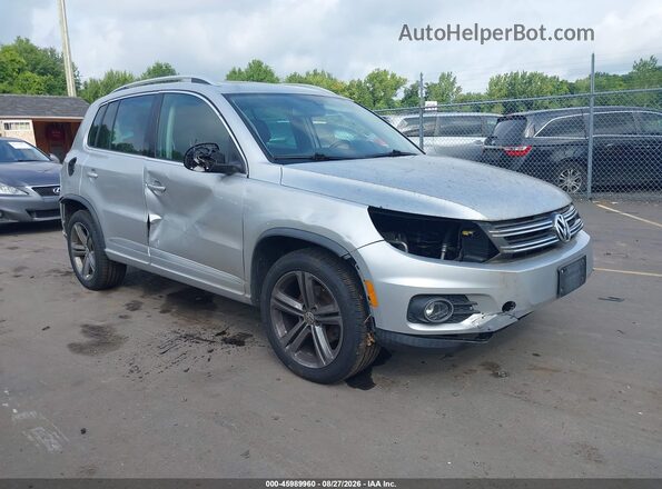 WVGUV7AX7HW507635 2017 VOLKSWAGEN TIGUAN Silver Widok z przodu