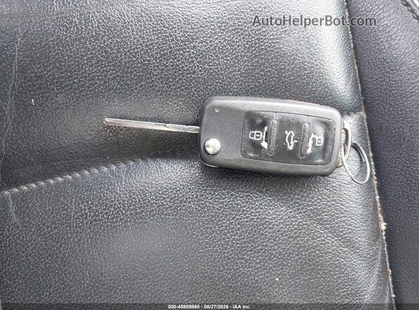 WVGUV7AX7HW507635 2017 VOLKSWAGEN TIGUAN Silver Widok deski rozdzielczej