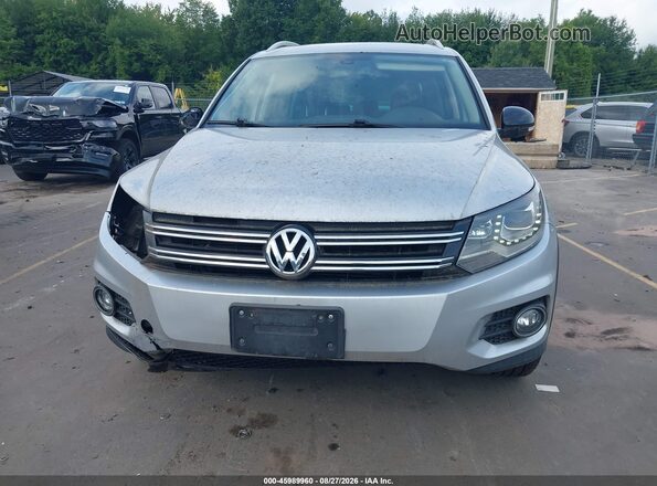 WVGUV7AX7HW507635 2017 VOLKSWAGEN TIGUAN Silver Widok zestawu wskaźników