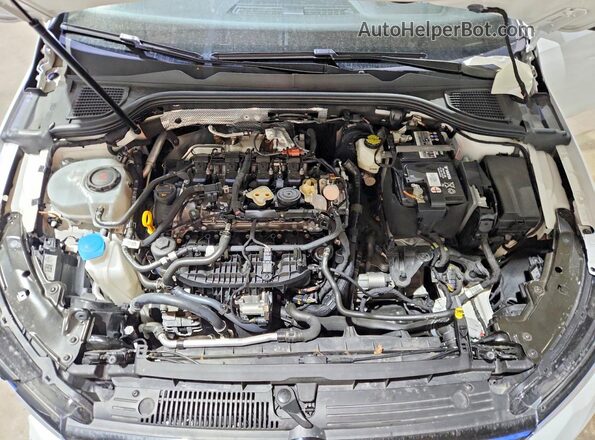WVWEB7CD6NW192651 2022 VOLKSWAGEN GOLF White Widok wnętrza z tyłu