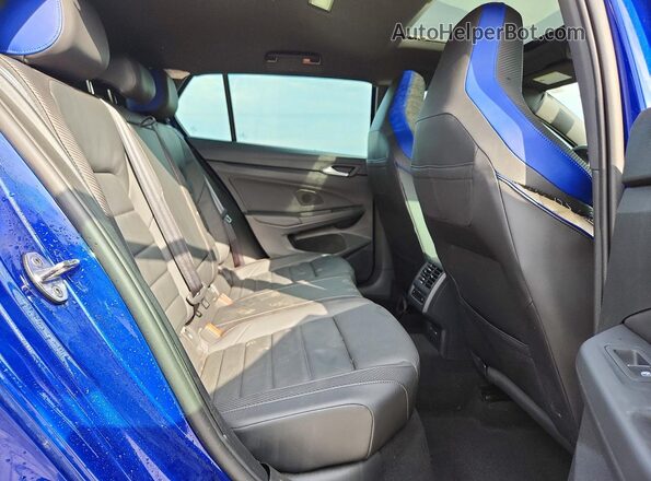 WVWFB7CD6RW195351 2024 VOLKSWAGEN GOLF Blue Հետևի նստատեղերի տեսք