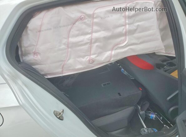 WVWN87CD4NW156875 2022 VOLKSWAGEN GTI White Widok tylnych siedzeń
