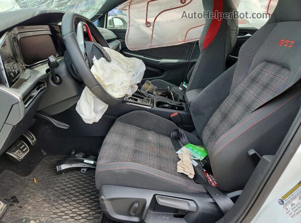WVWRA7CD5RW199682 2024 VOLKSWAGEN GTI White Front interior view