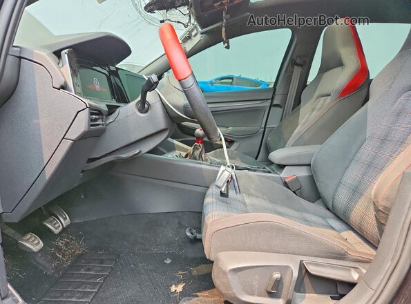 WVWS87CD8NW221147 2022 VOLKSWAGEN GTI Black Front interior view