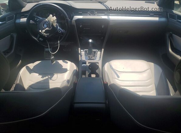WVWSR7AN9LE017002 2020 VOLKSWAGEN ARTEON Черный Вид панели приборов