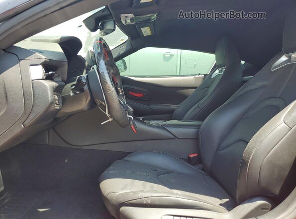 WZ1DB0C07NW051668 2022 TOYOTA GR Red Vista interior delantera