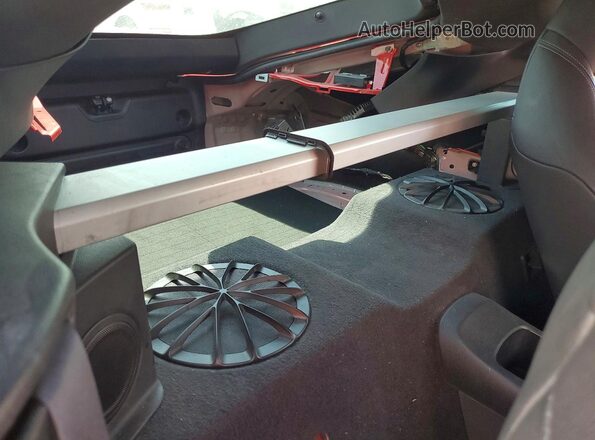 WZ1DB0C07NW051668 2022 TOYOTA GR Red Vista de los asientos traseros