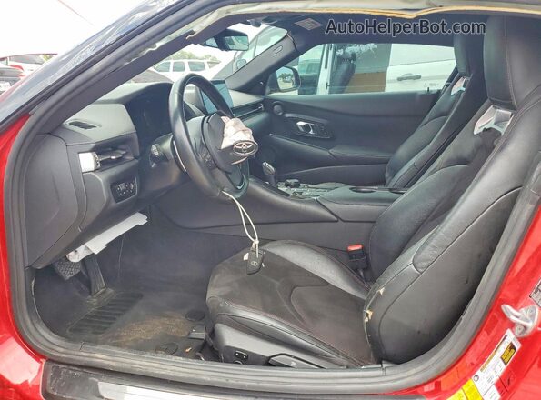 WZ1DB2C01MW036755 2021 TOYOTA GR Красный Вид салона спереди