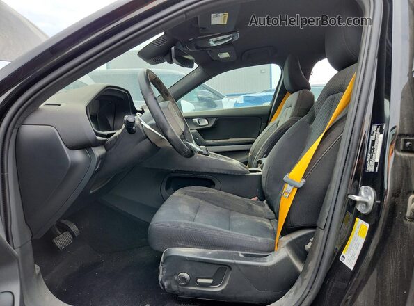 YSMET3KA6PL127594 2023 POLESTAR 2 Синий Вид салона спереди
