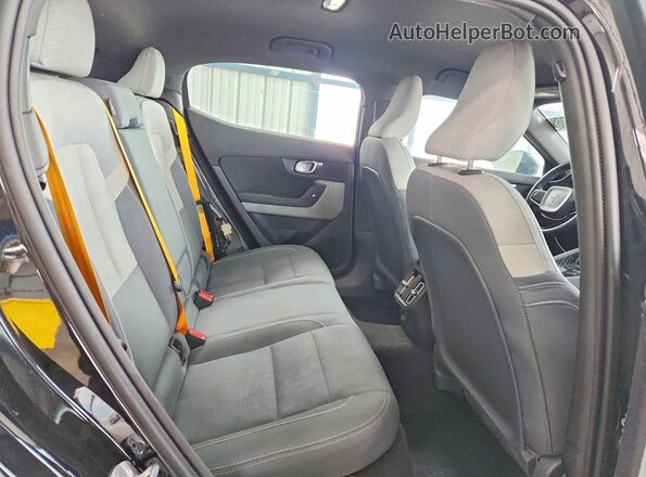 YSMET3KA9PL134572 2023 POLESTAR 2 Black Vista de los asientos traseros