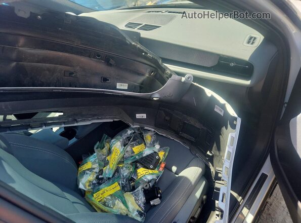 YSMFD3KA5RL217632 2024 POLESTAR 2 Белый Вид панели приборов