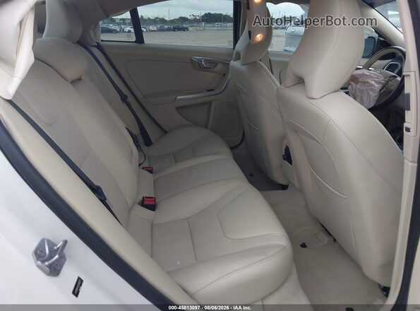 YV126MFK1G2394477 2016 VOLVO S60 White Widok naklejki z numerem VIN