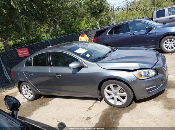 YV126MFK2G2413344 2016 VOLVO S60 Серебряный Вид задней части салона