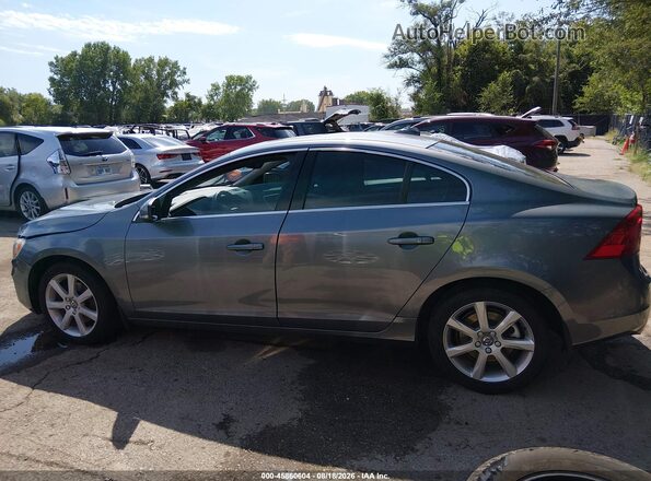 YV126MFK2G2413344 2016 VOLVO S60 Серебряный Панорамный вид салона 360°