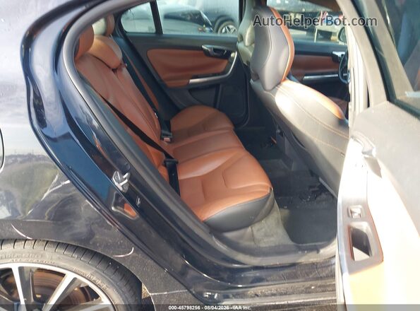YV126MFK3G2396568 2016 VOLVO S60 Blue Widok naklejki z numerem VIN