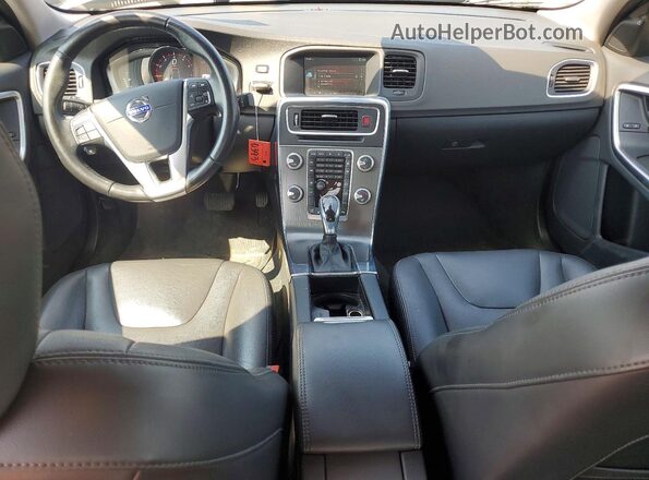 YV126MFK4G2411806 2016 VOLVO S60 Silver Dashboard view
