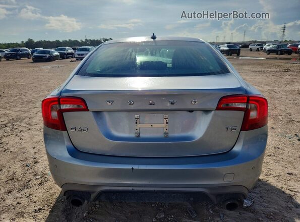 YV126MFL4H2438188 2017 VOLVO S60 Серебряный Вид сзади