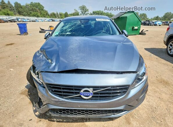 YV126MFLXJ2450612 2018 VOLVO S60 Silver Front view