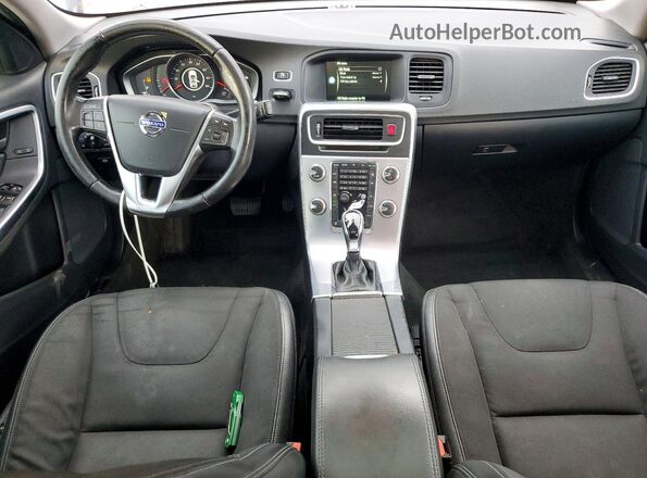 YV140MEJ3H1345422 2017 VOLVO V60 Синий Вид панели приборов