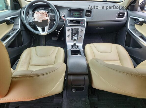YV140MEK3H1364139 2017 VOLVO V60 Синий Вид панели приборов
