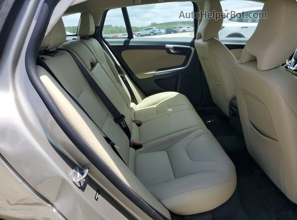 YV140MEM1G1306255 2016 VOLVO V60 Silver Вид задніх сидінь