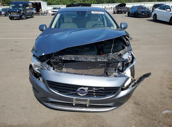 YV140MTL0J2462475 2018 VOLVO S60 Silver Вид спереду