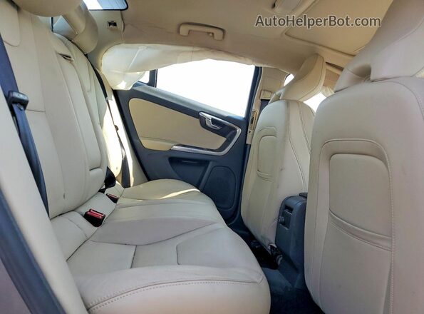 YV140MTL0J2462475 2018 VOLVO S60 Silver Вид задніх сидінь