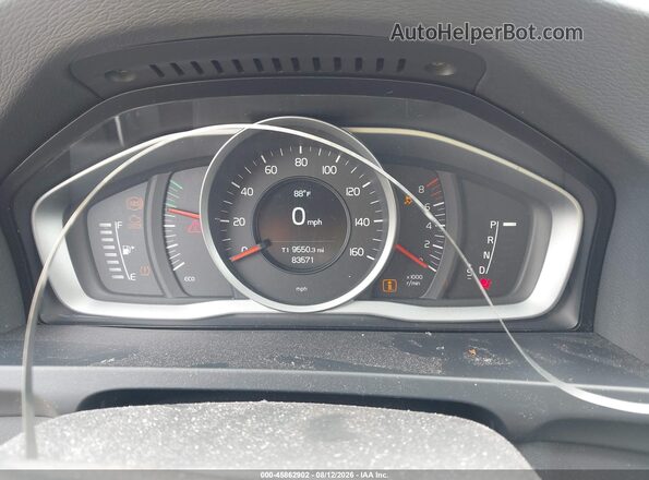 YV140MTL9H2420364 2017 VOLVO S60 White Vista de los asientos traseros