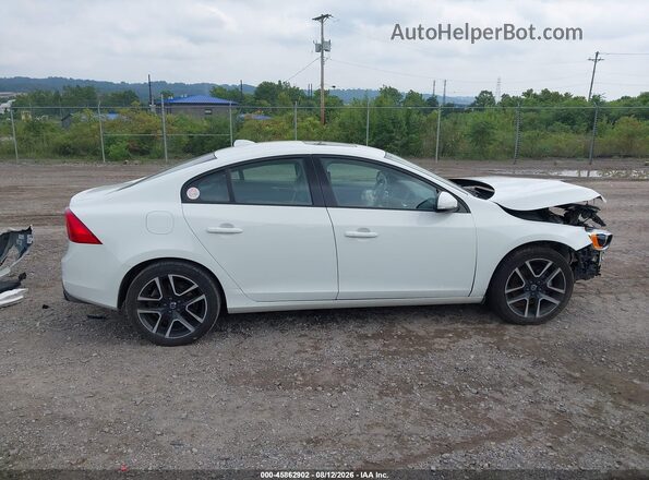 YV140MTL9H2420364 2017 VOLVO S60 White Vista interior de 360 grados