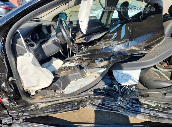 YV1612TK5G2391476 2016 VOLVO S60 Black Widok wnętrza z przodu