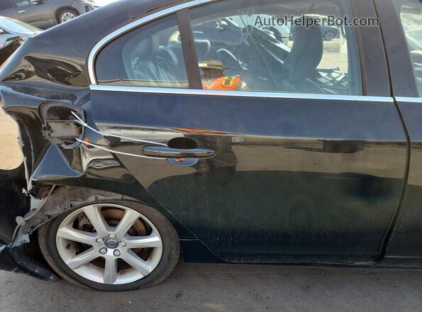 YV1612TK5G2391476 2016 VOLVO S60 Black Widok tylnych siedzeń