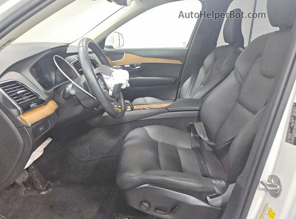 YV4062JE4S1342467 2025 VOLVO XC90 Белый Вид салона спереди