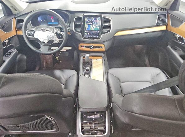 YV4062JE4S1342467 2025 VOLVO XC90 Белый Вид панели приборов