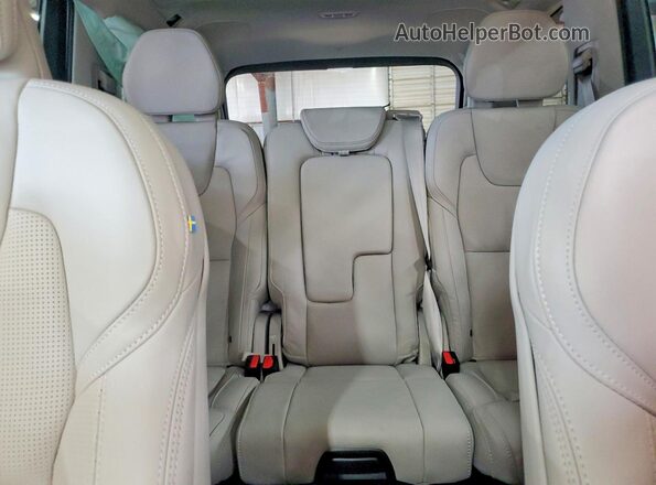 YV4062PF4T1486490 2026 VOLVO XC90 Белый Вид задних сидений