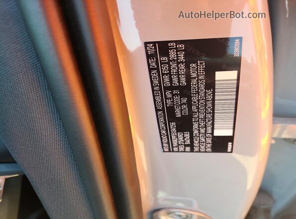 YV4062PF5S1347256 2025 VOLVO XC90 Silver Widok naklejki z numerem VIN