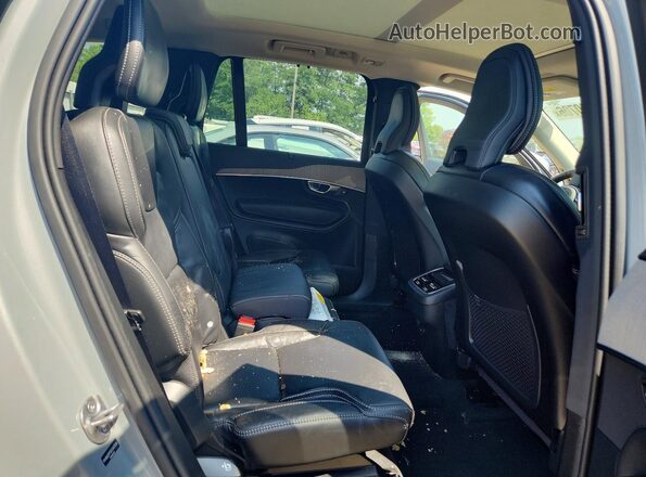 YV4062PF5S1347256 2025 VOLVO XC90 Silver Widok wnętrza z tyłu