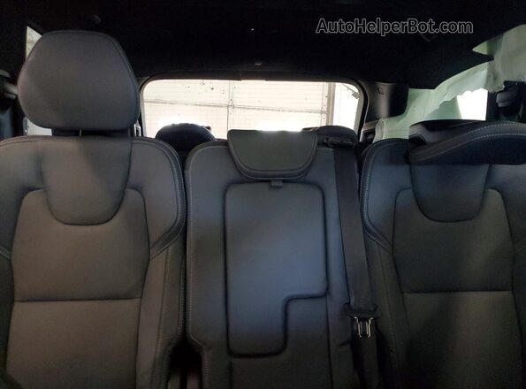 YV4062PF7R1177833 2024 VOLVO XC90 Gray Rear seats view