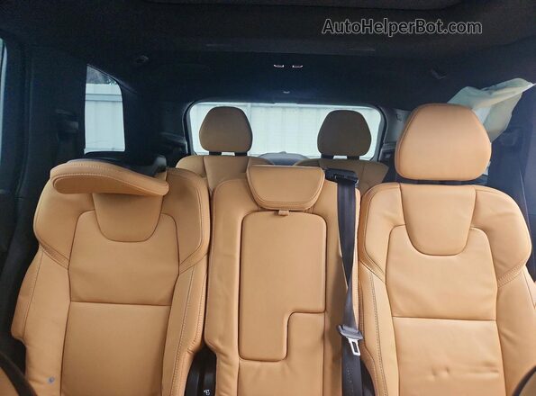 YV4062PF8R1256430 2024 VOLVO XC90 Blue Rear seats view