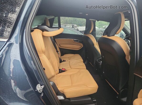 YV4062PF8R1256430 2024 VOLVO XC90 Blue Rear interior view