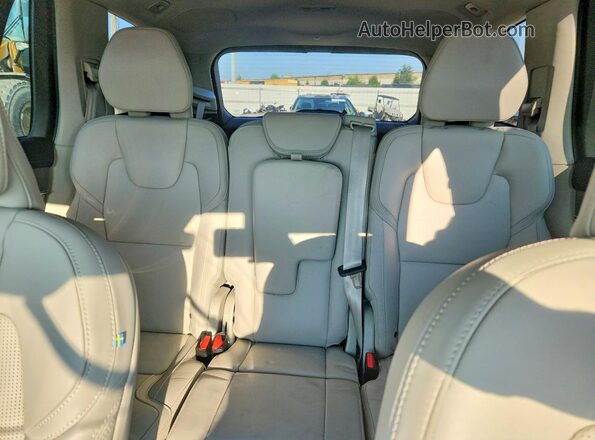 YV4062PFXT1485084 2026 VOLVO XC90 Blue Հետևի նստատեղերի տեսք