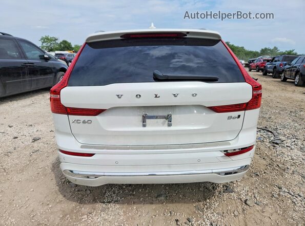 YV4062RL5N1052195 2022 VOLVO XC60 Белый Вид сзади