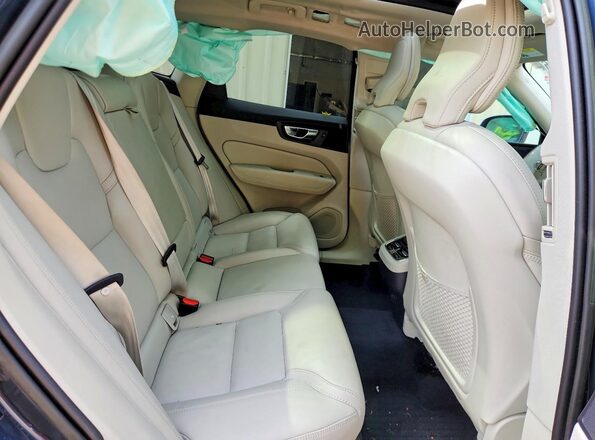 YV4062RLXN1079876 2022 VOLVO XC60 Blue უკანა სალონის ხედი