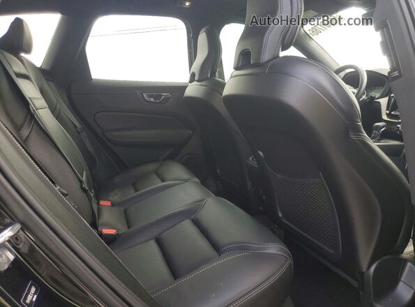 YV4102DL1L1495857 2020 VOLVO XC60 Black Widok wnętrza z tyłu