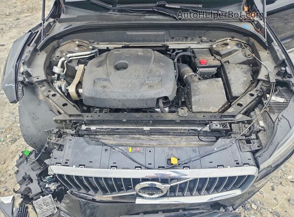 YV4102DL2M1849919 2021 VOLVO XC60 Black Widok komory silnika