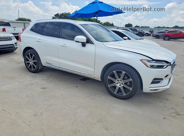 YV4102DL3M1684219 2021 VOLVO XC60 White Przód prawy