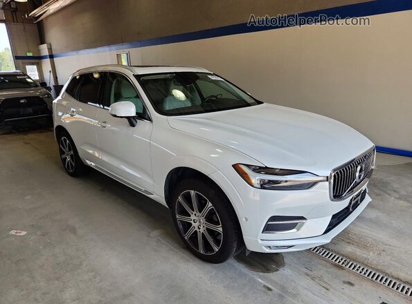 YV4102DL3M1886154 2021 VOLVO XC60 Белый Передняя правая четверть