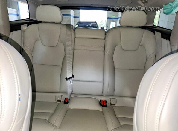 YV4102DL3M1886154 2021 VOLVO XC60 Белый Вид задних сидений